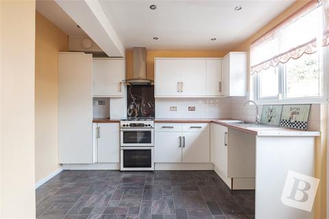 2 bedroom bungalow for sale, Essex Road, Romford, RM7