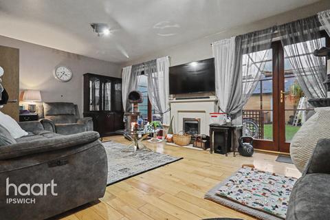 undefined, Tayberry Place, Ipswich