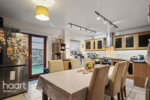 undefined, Tayberry Place, Ipswich
