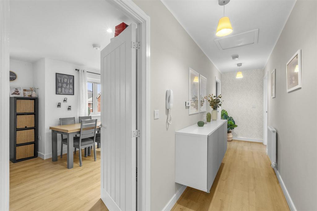 18 Kilty Place, HP11 1 DG-11.jpg