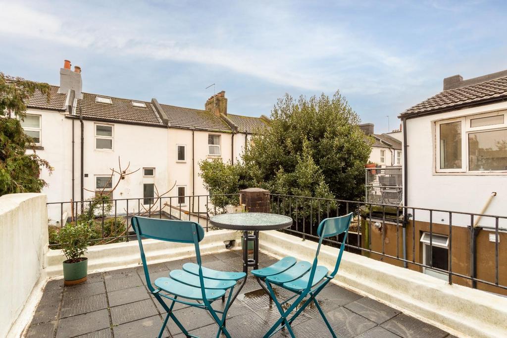 Roof terrace.jpg