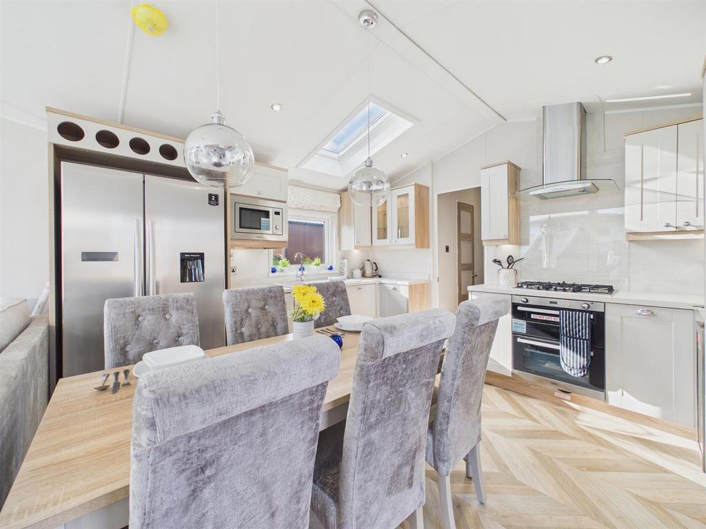 Dining Area/Kitchen