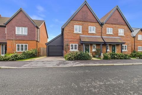 undefined, Poplar Way, Aylesbury HP18