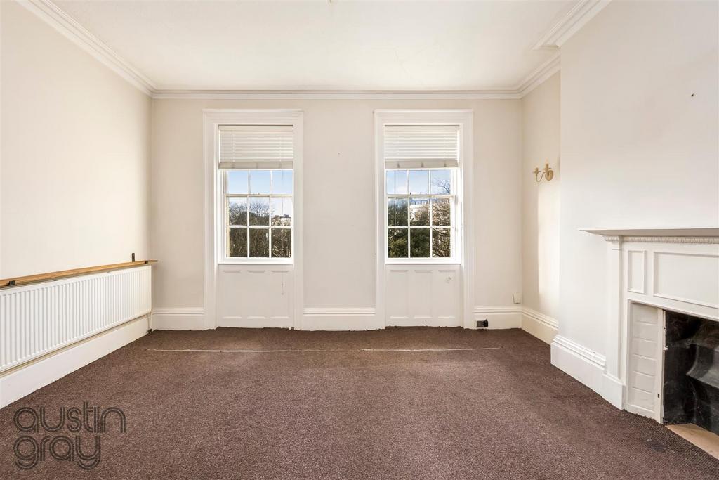 Montpelier Crescent, 26 FFF-002.JPG