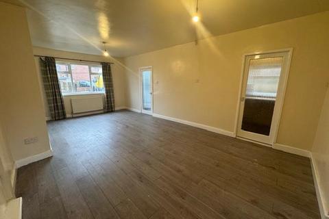 undefined, Pinders Crescent, Knottingley WF11