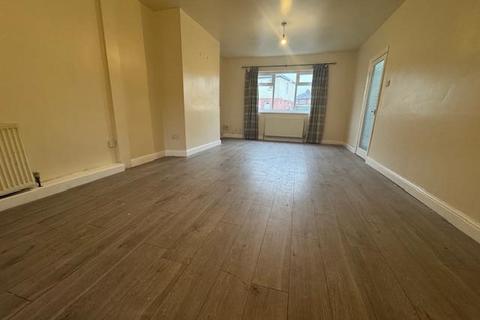 undefined, Pinders Crescent, Knottingley WF11