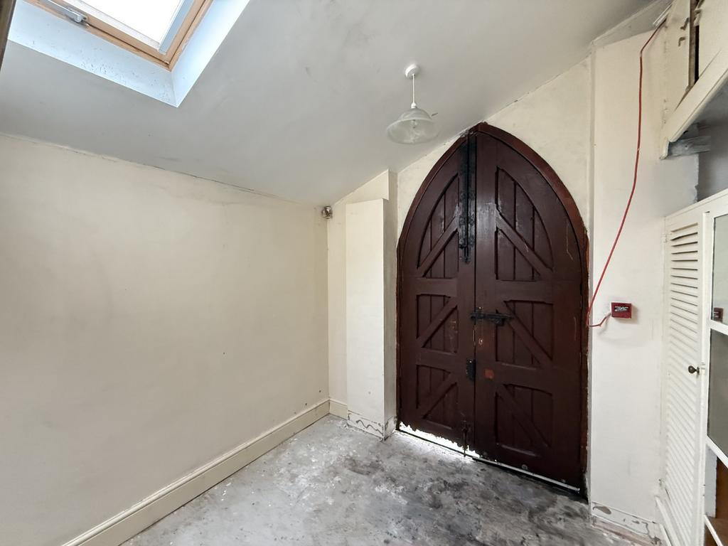 Side Entrance / Kitchenette