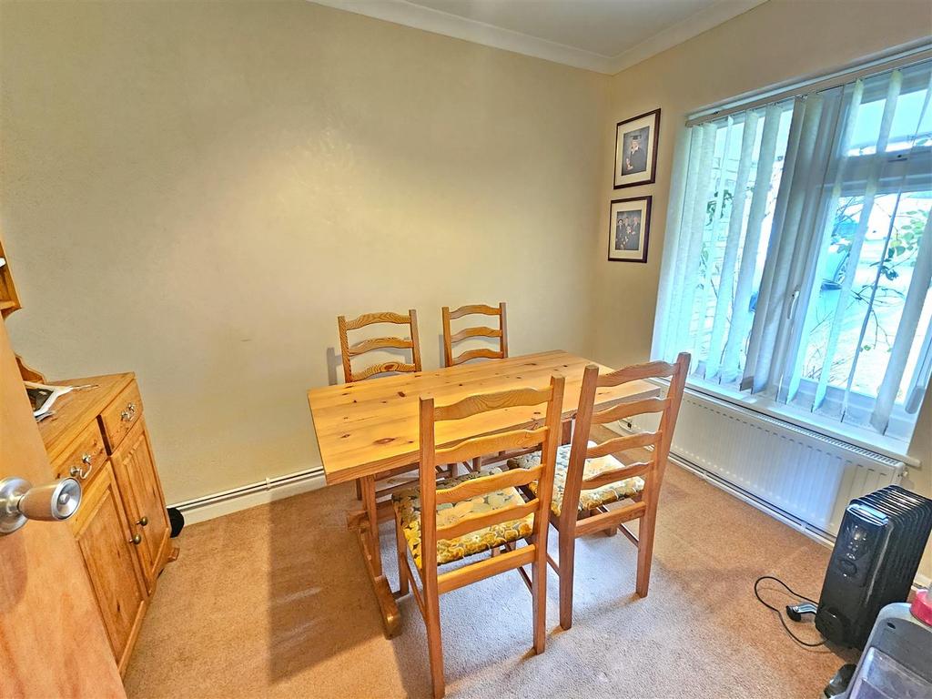 Study Breakfast Room.jpg