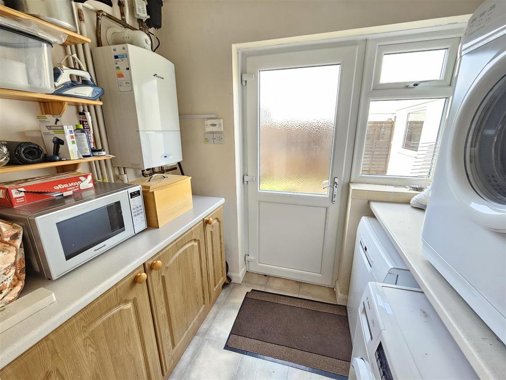 Utility Room.jpg