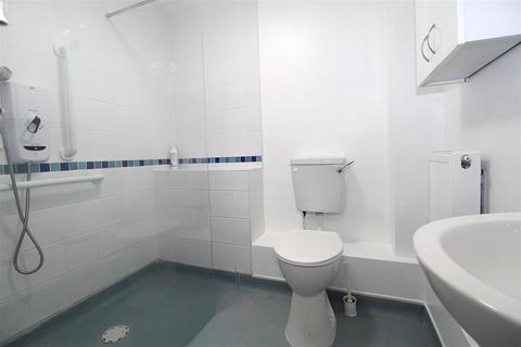1 bedroom ground floor flat to rent, Wigston Close, Edmonton