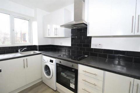 1 bedroom ground floor flat to rent, Wigston Close, Edmonton