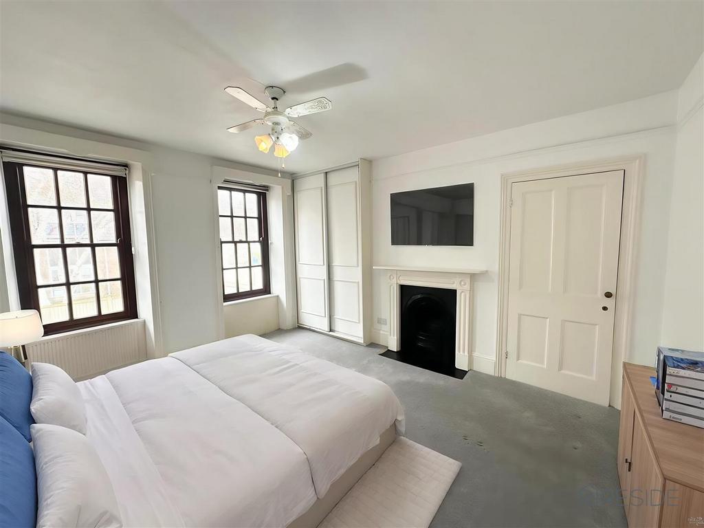 PHOTO-2026-02-02-12-50-46-7 - Bedroom - Standard -