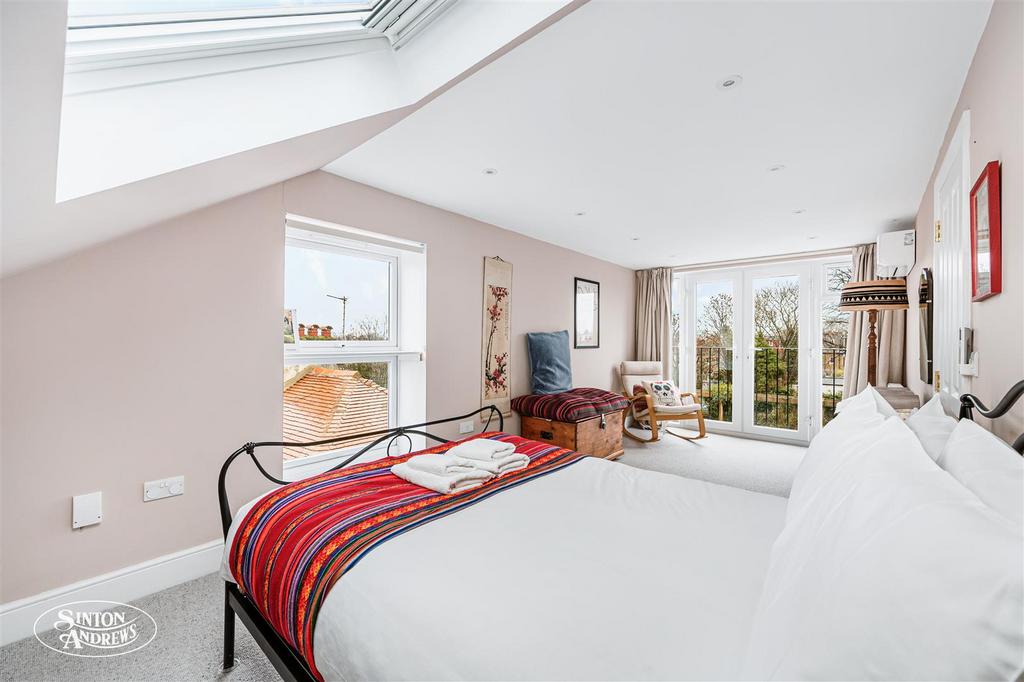34 Bramley Road-14.jpg