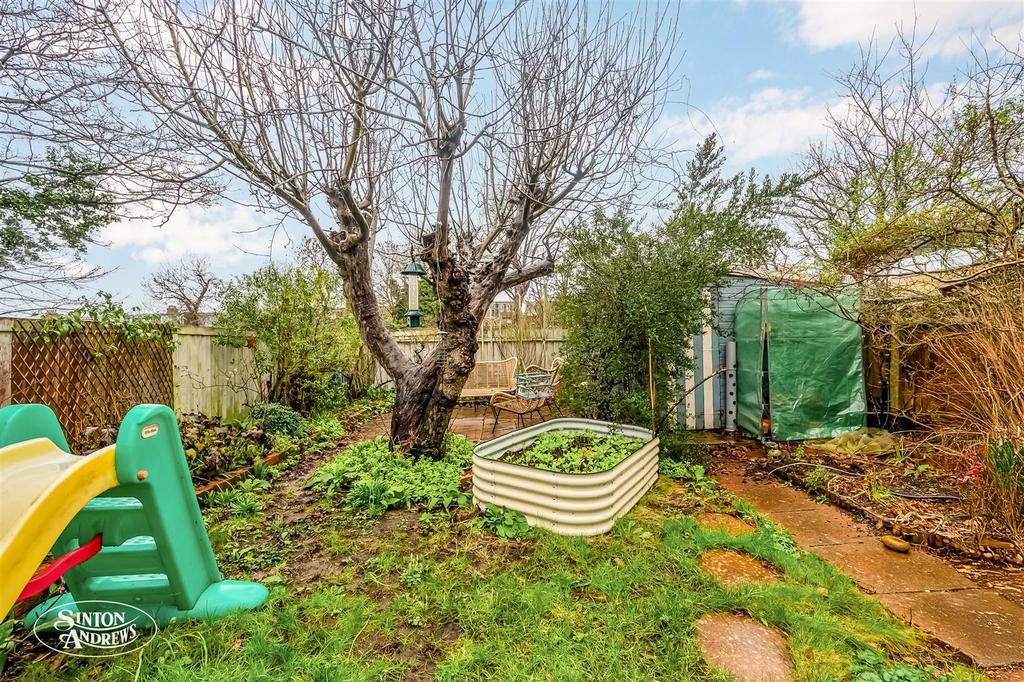 Garden-2.jpg