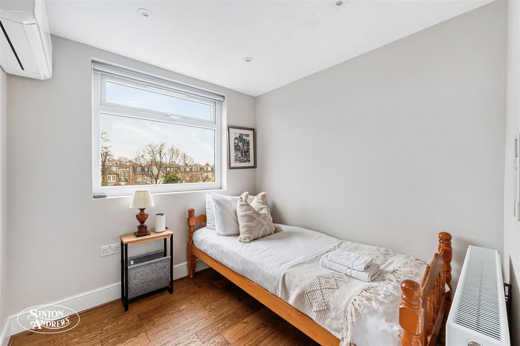 34 Bramley Road-12.jpg