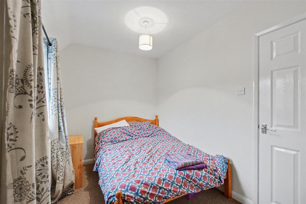 Bedroom 2 1.jpeg