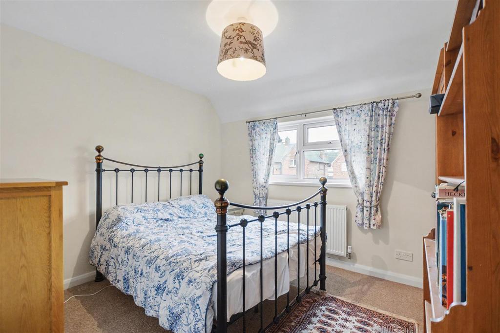 Bedroom 1 1.jpeg