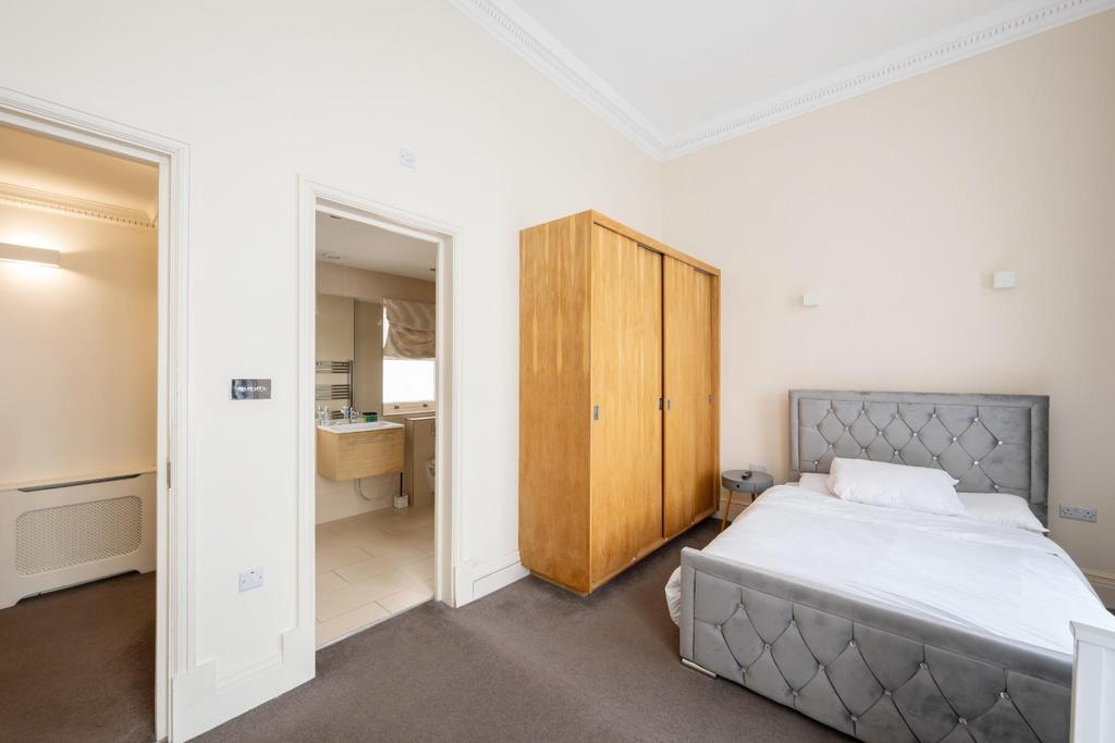 107 Lancaster Gate Hi-13.jpg