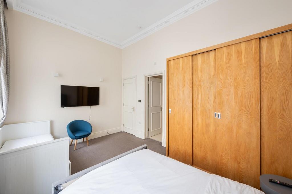 107 Lancaster Gate Hi-14.jpg