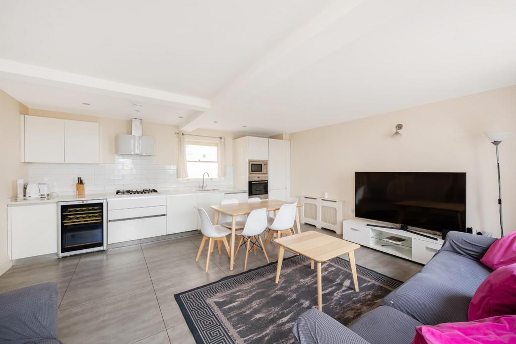 107 Lancaster Gate Hi-3.jpg