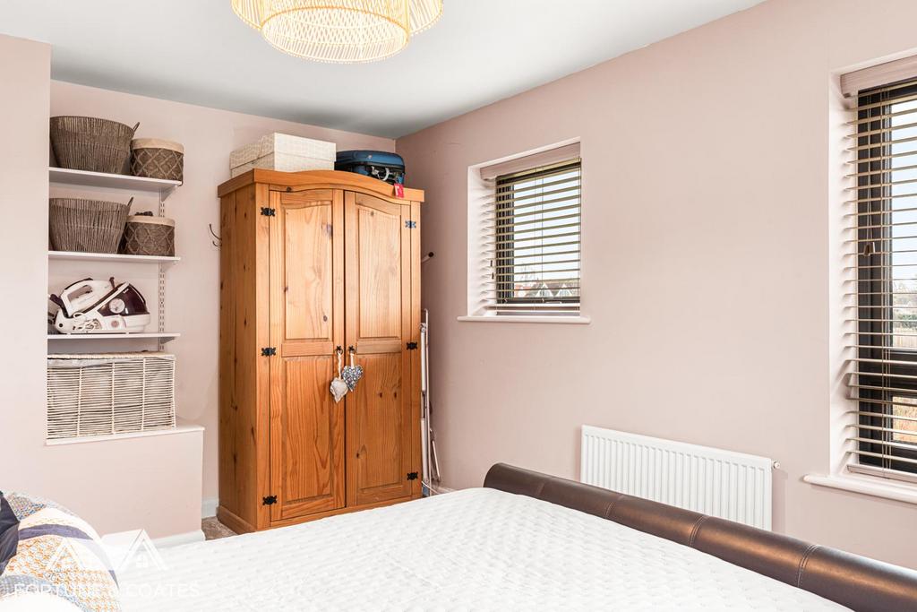 Medlar Close 10.jpg
