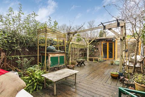 3 bedroom house for sale, Chester Close, Barnes, SW13