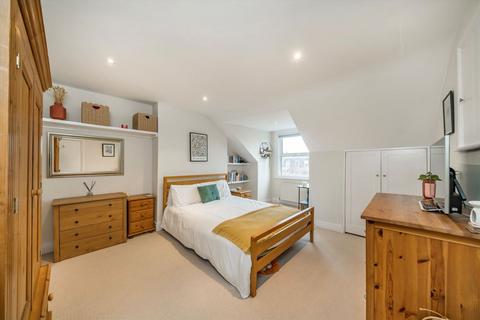2 bedroom flat for sale, Ritherdon Road, London SW17
