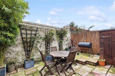 2 bedroom flat to rent, Bravington Road, London W9