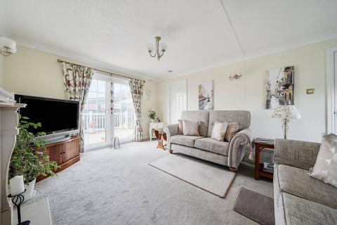 2 bedroom park home for sale, Lodge Park, Oakham LE15