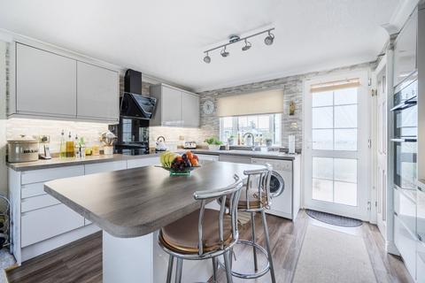 2 bedroom park home for sale, Lodge Park, Oakham LE15