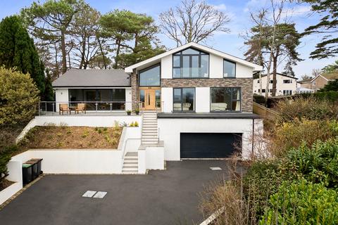 4 bedroom detached house for sale, Broadstone