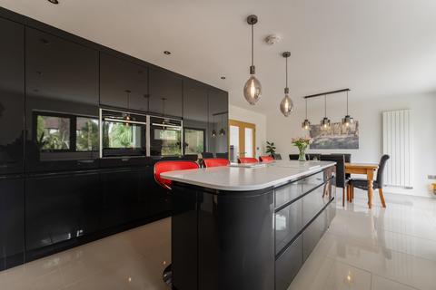 4 bedroom detached house for sale, Broadstone