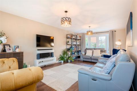 5 bedroom detached house for sale, Foxtail Crescent, Banbury OX15
