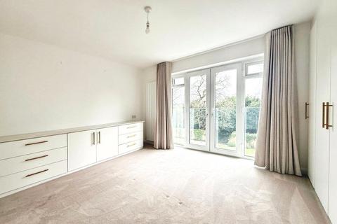 undefined, Hurst Close, Woking, Surrey, GU22