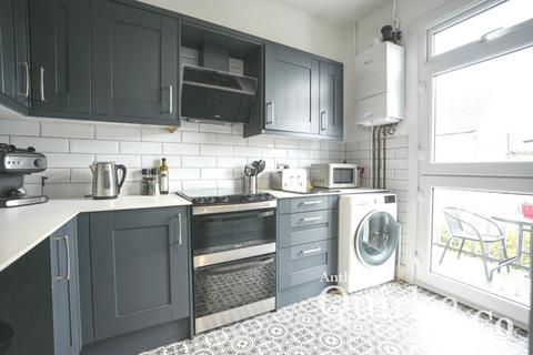 undefined, Retreat Road, Westcliff-on-sea, SS0