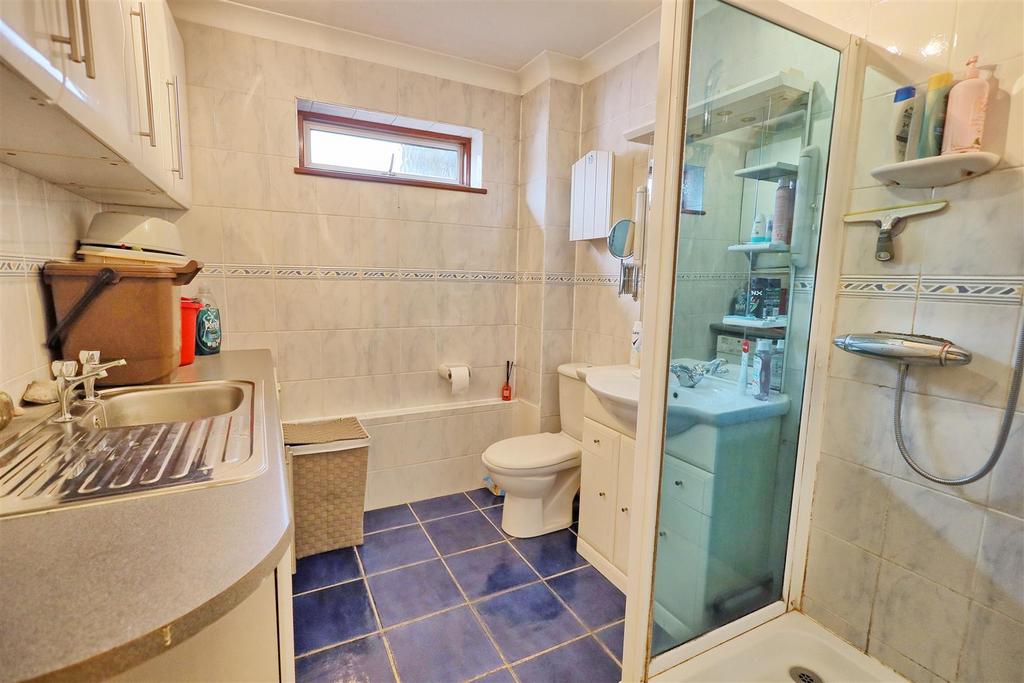 Ground floor utility/shower room