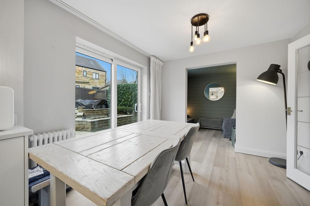 Dining kitchen
