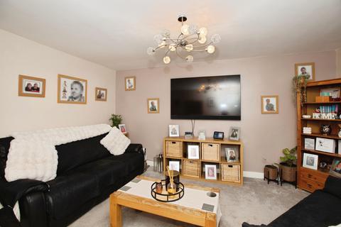 4 bedroom semi-detached house for sale, Arnold Close, Blackburn, BB2