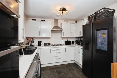 4 bedroom semi-detached house for sale, Arnold Close, Blackburn, BB2