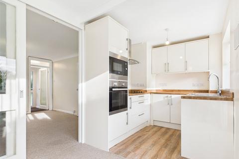 2 bedroom apartment for sale, Montagu Road, Highcliffe, Christchurch, Dorset, BH23