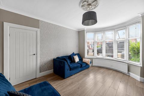 3 bedroom semi-detached house for sale, Eastworth Road, Chertsey, KT16