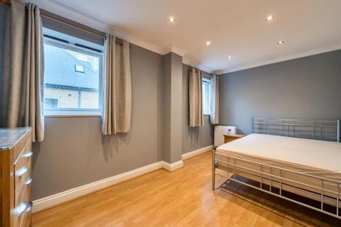 3 bedroom apartment to rent, Allsop Place, London NW1