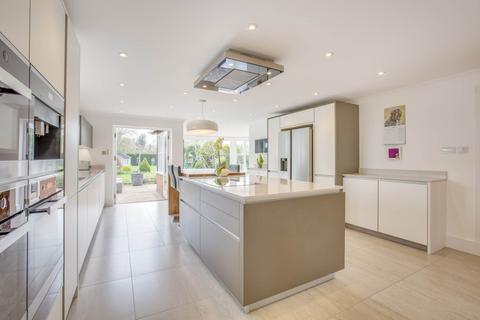 5 bedroom house for sale, Shire House, Bishopstone