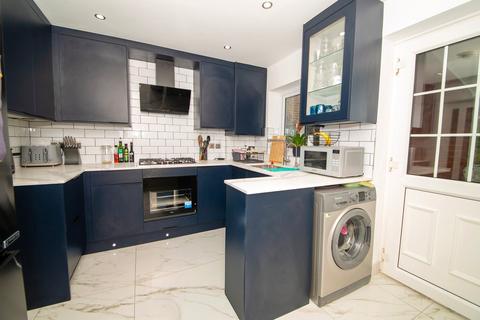 undefined, Chaucer Crescent, Newbury, RG14