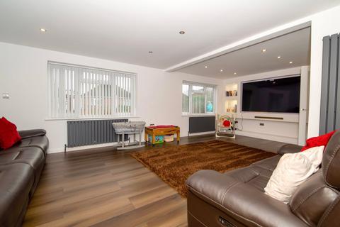 undefined, Chaucer Crescent, Newbury, RG14
