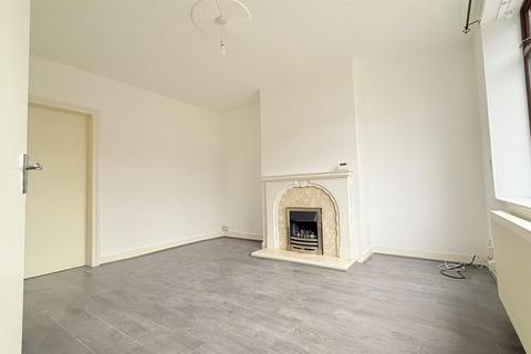 3 bedroom terraced house to rent, Lower House Lane, Widnes