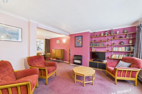 3 bedroom semi-detached house for sale, Bedgrove, Aylesbury
