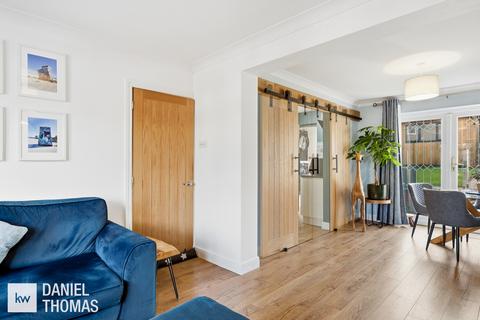 3 bedroom terraced house for sale, DANIEL THOMAS | Meadow Cross, Waltham Abbey, EN9 3DJ