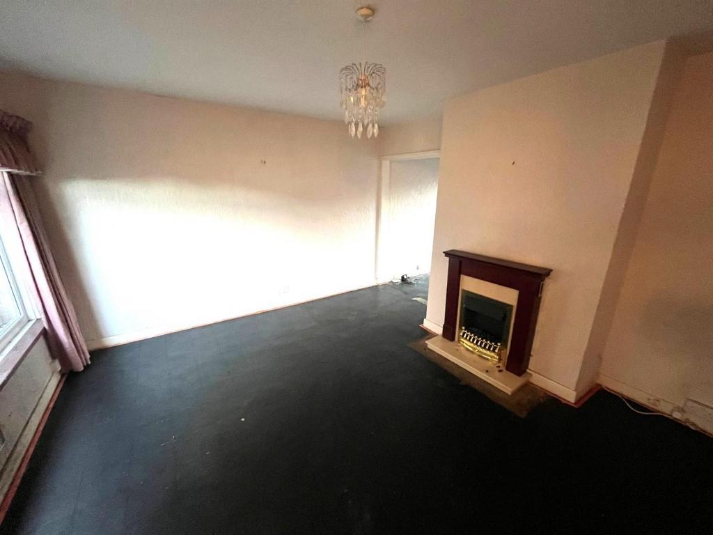 Lounge 1.jpg