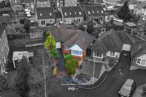 2 bedroom detached bungalow for sale, Rowley Regis B65